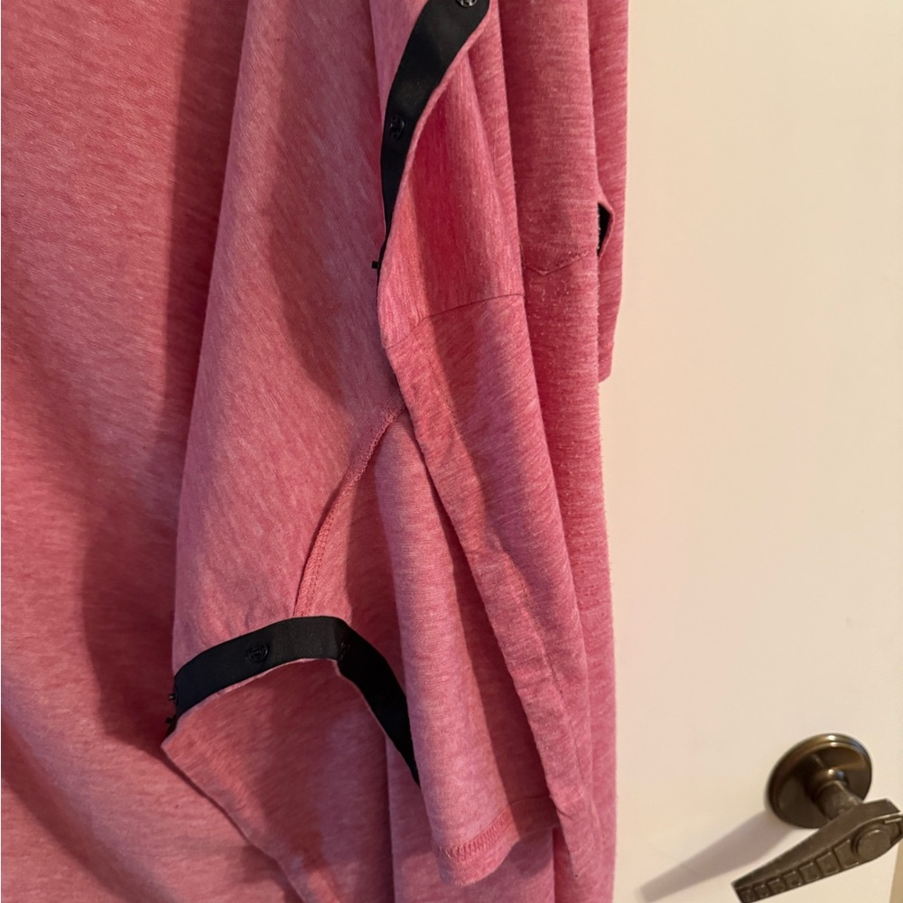 Tearaway shirt with snaps, for those with injuries or post surgery - Picture 3 of 5